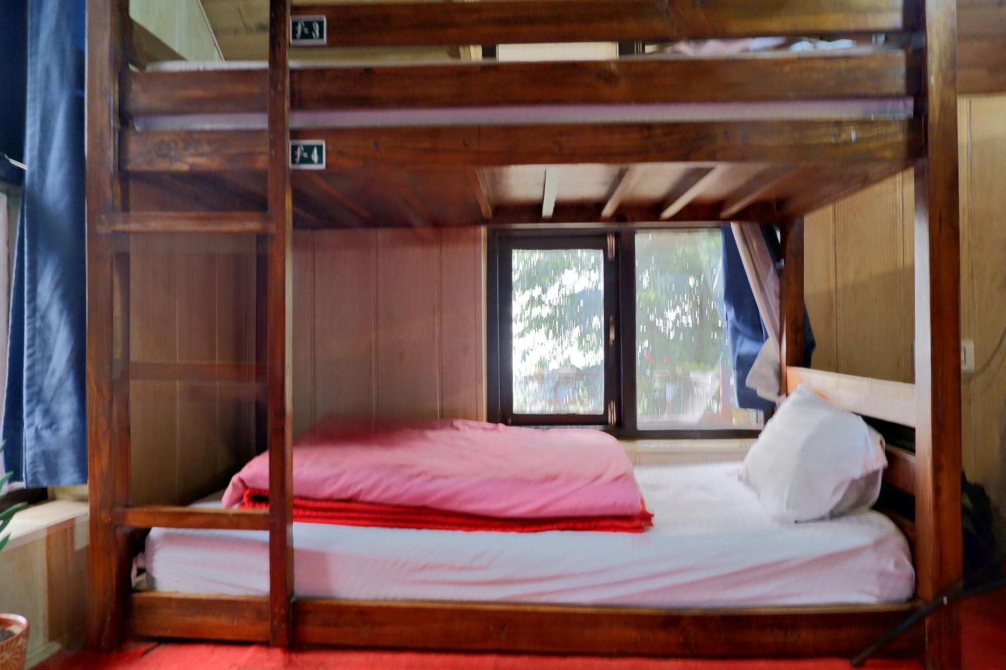 Utopia Hostels Dharamkot Mcleodganj Dharamshala Exteriör bild